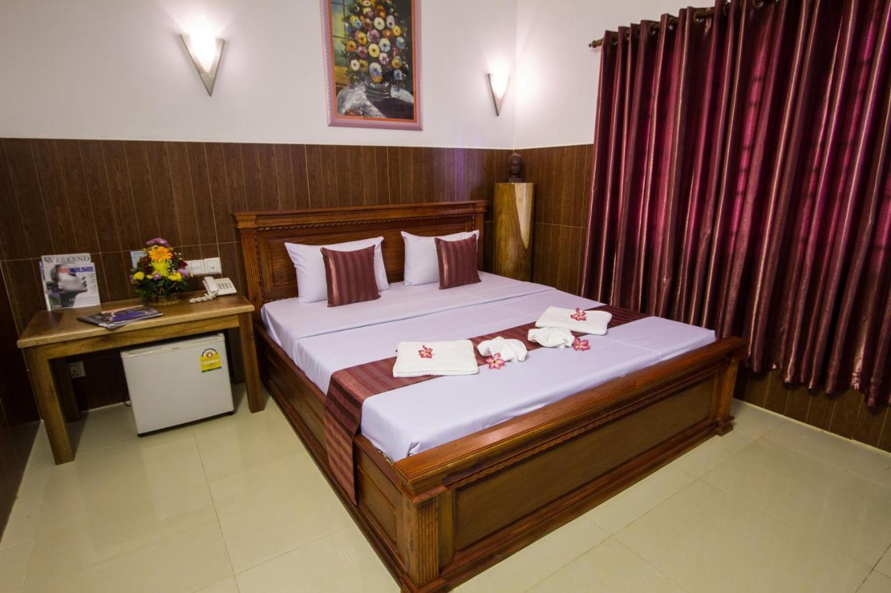 Botoum Hotel Sisophon Exterior foto